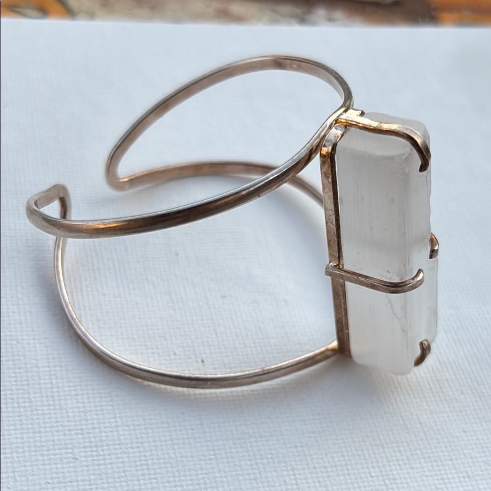 Elegant Silver and Selenite a Raw White Stone Bracelet